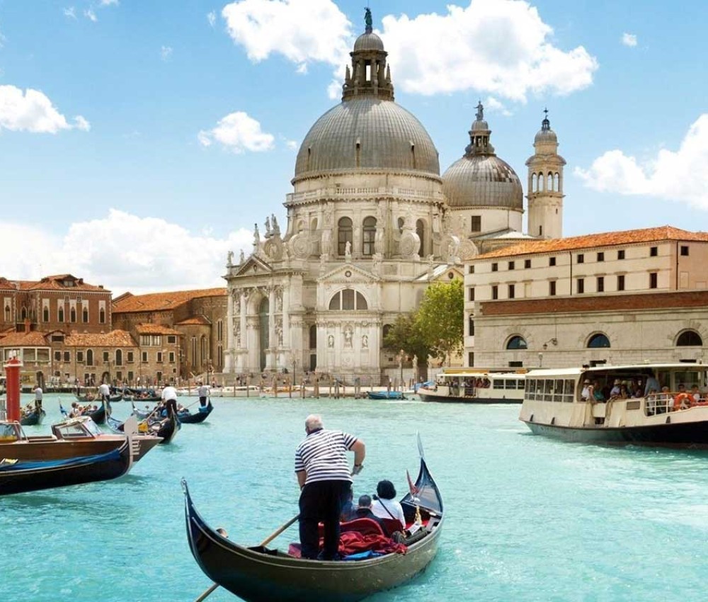 14 Days Europe Holiday Packages | France - Switzerland - Italy - Spain Tour