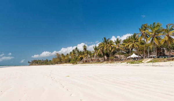 Safari Beach Hotel Diani | Pay 3 Stay 4 Nights